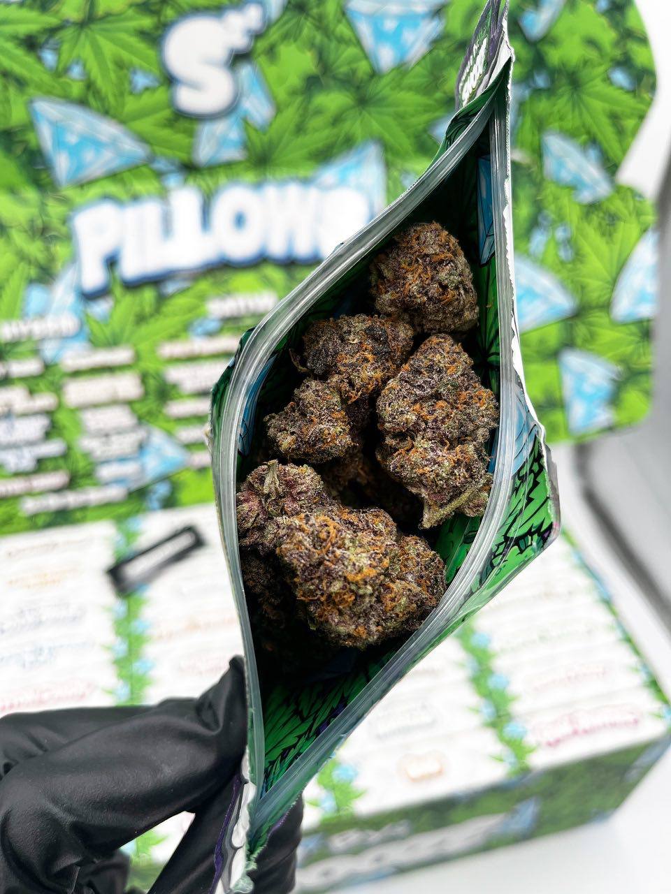 5114348298058795916_121 Pillows Trapstar Premium Cannabis Flower
